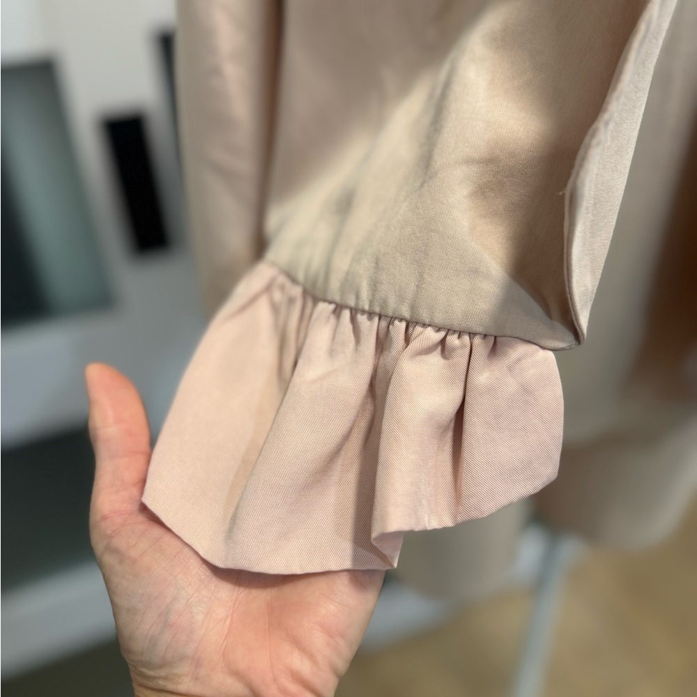 Cartonnier Light Pink/Beige Ruffle-Trim Open Style Size M Lightweight Blazer - Picture 4 of 12